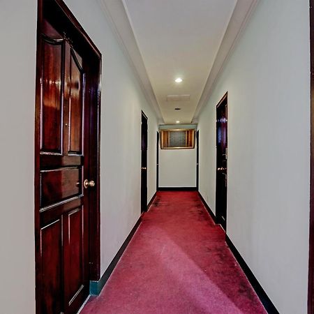 Super Oyo 91805 Hotel Wisma Bari Palembang Esterno foto