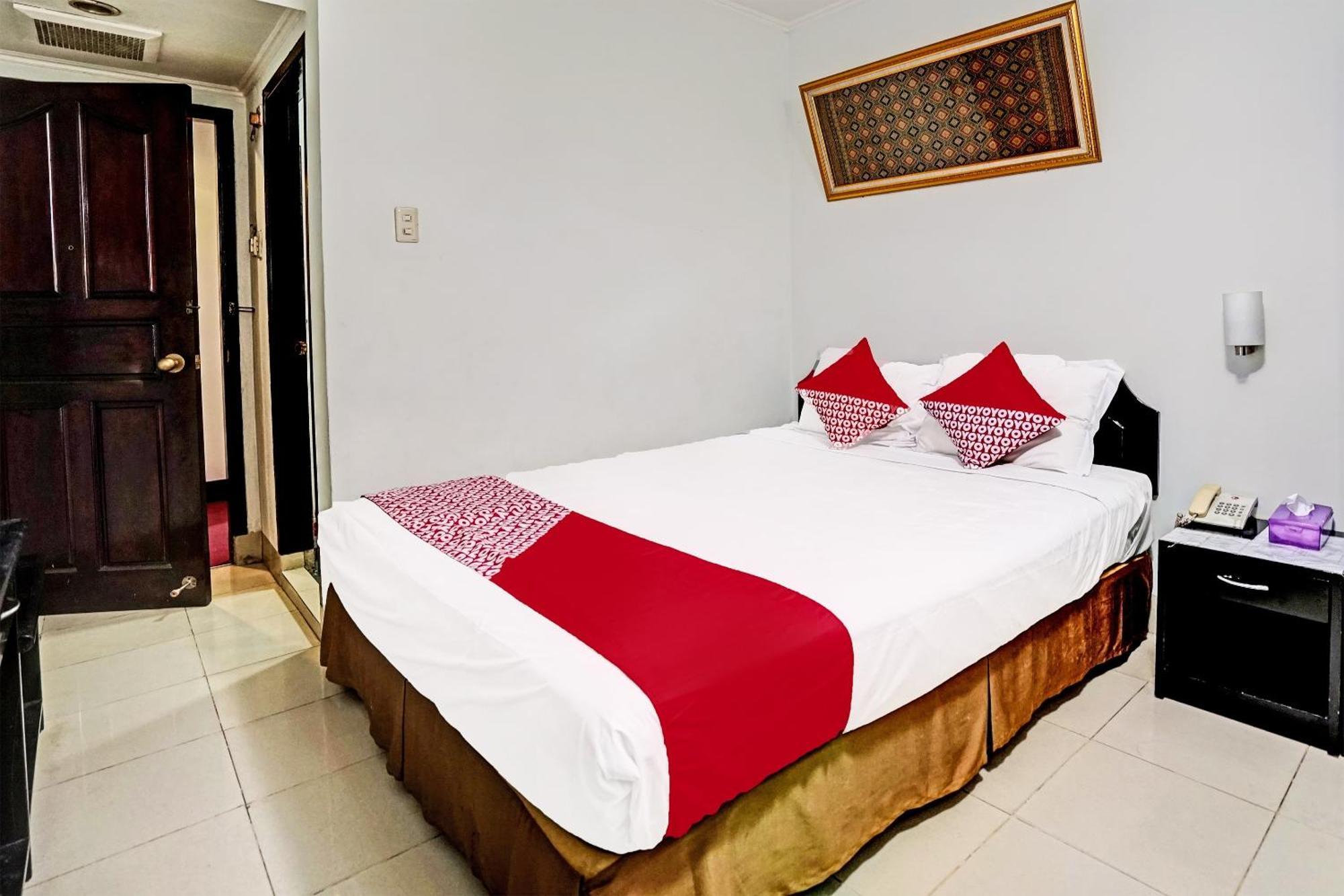 Super Oyo 91805 Hotel Wisma Bari Palembang Esterno foto