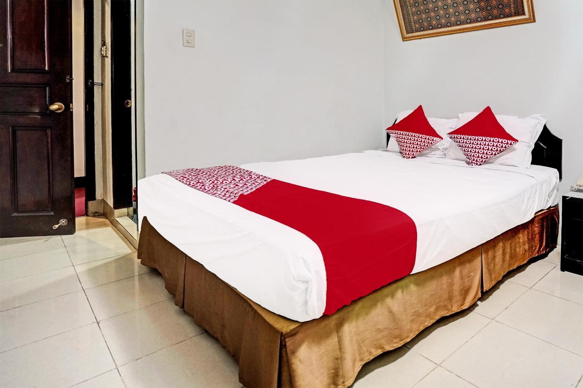 Super Oyo 91805 Hotel Wisma Bari Palembang Esterno foto